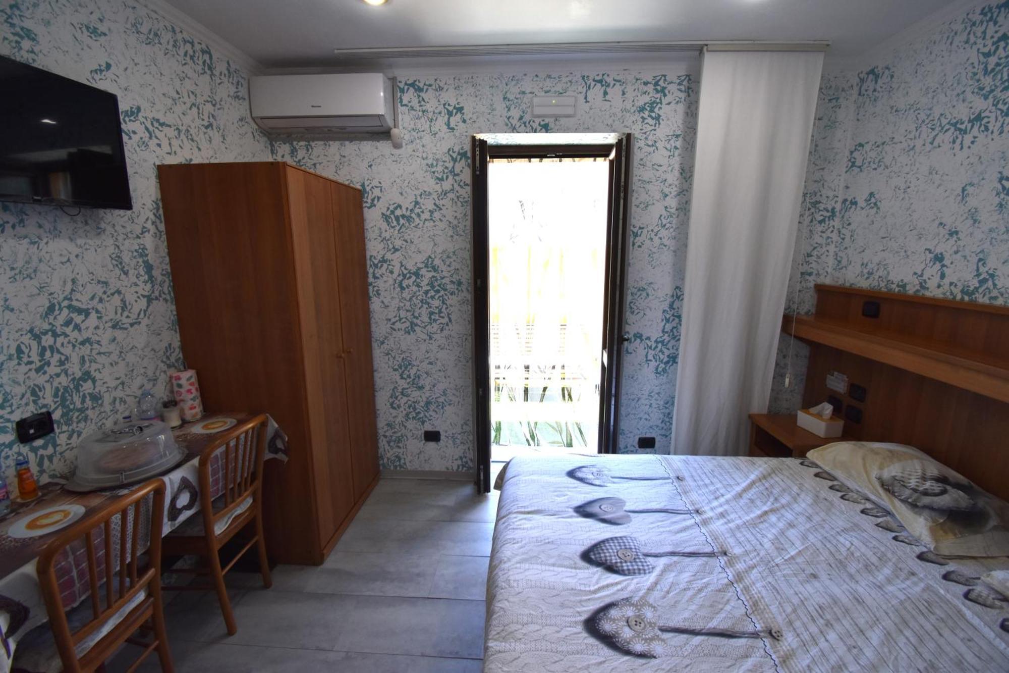 Hotel Vichyenichy Morena Pokój zdjęcie